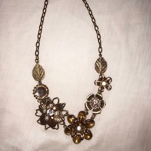 Floral necklace